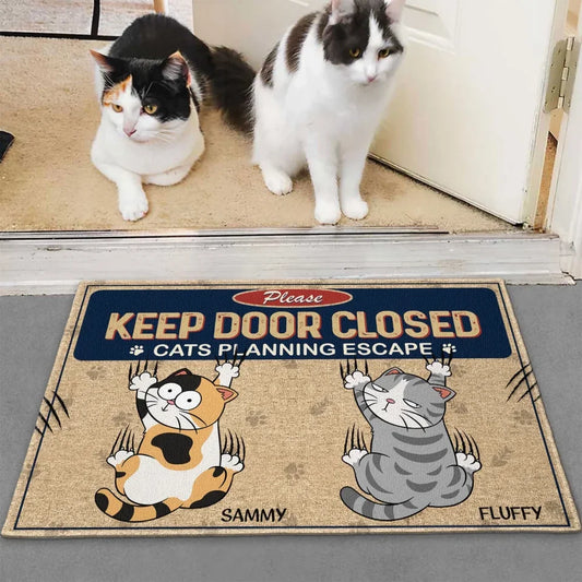 Keep-Door-Closed-Cats-Planning-Escape-Personalized-Doormat_2